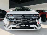 Bán xe Mitsubishi Outlander 2024 Premium 2.0 CVT giá 930 Triệu - TP HCM