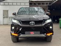 Bán xe Toyota Fortuner 2021 2.4G 4x2 AT Legender giá 999 Triệu - TP HCM